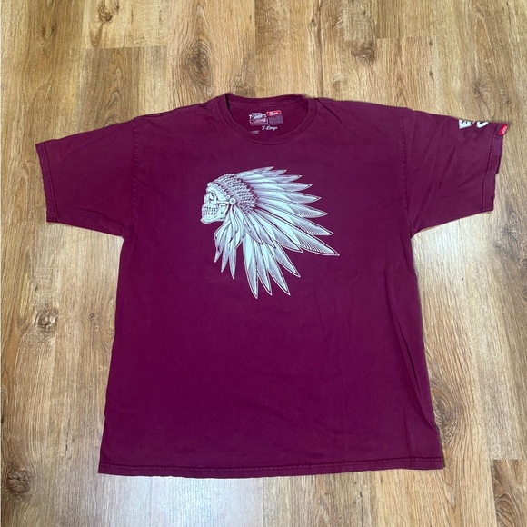 Vans Other - Men's Vans skateboarding Maroon Graphic shirt